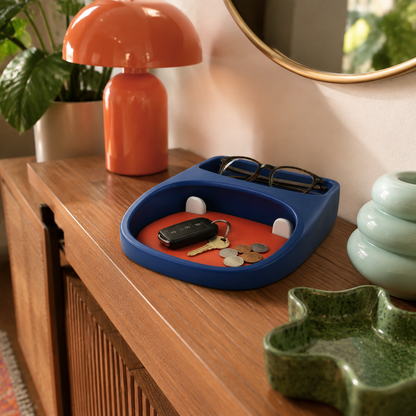 Pocket Yawn Valet Tray